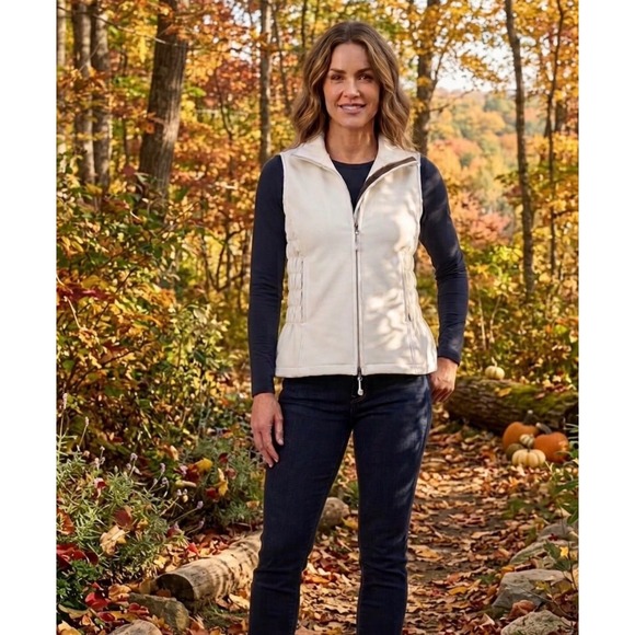 Fjall Jackets & Blazers - Fjall Womens XS Cream Softshell Fleece Lined Ruched Side Full Zip Vest